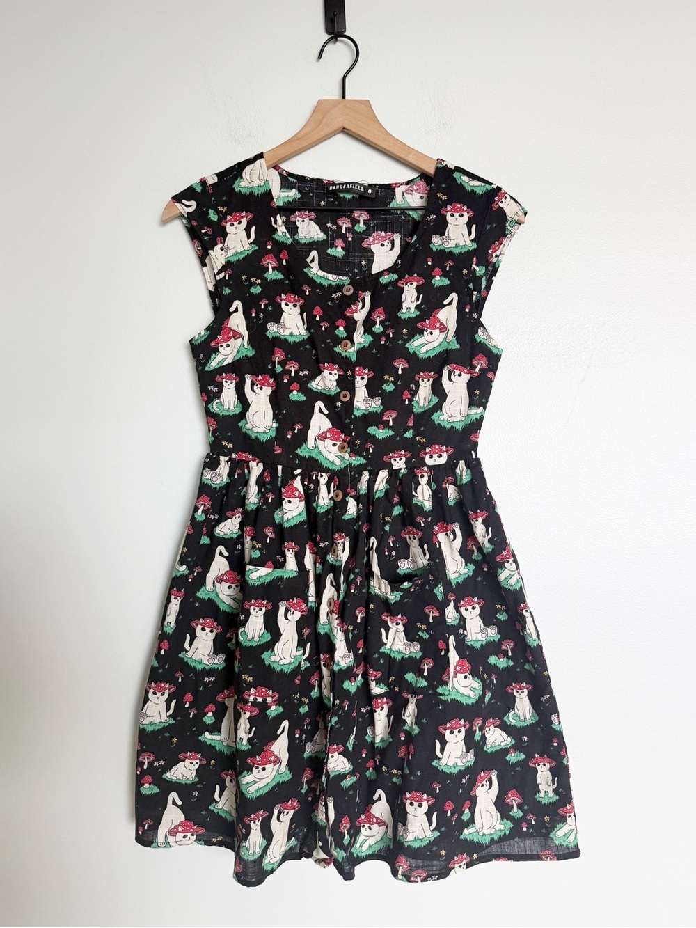 Dangerfield Kitsch Mushroom Cat Print Sleeveless Cotton Dress
